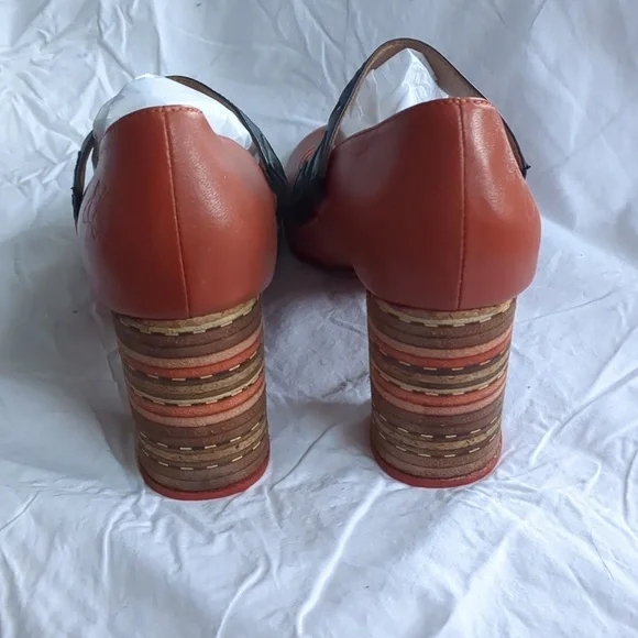 Fluevog Shoes Brown Leather Heels with Black Straps 9.0 - Picture 5 of 11